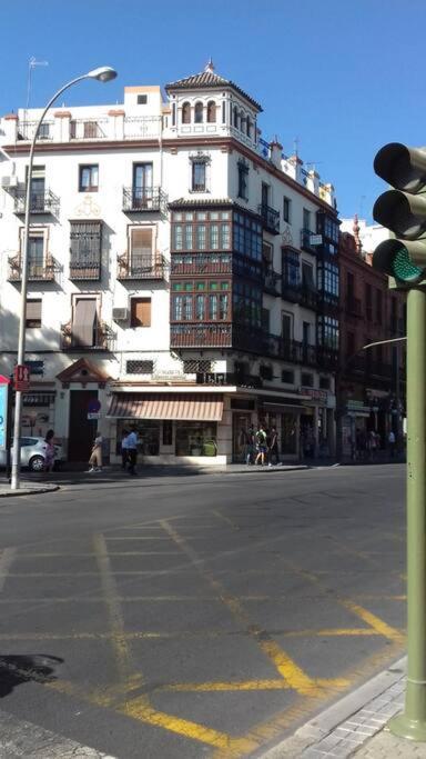 Leon Centro Apartment Sevilha Exterior foto